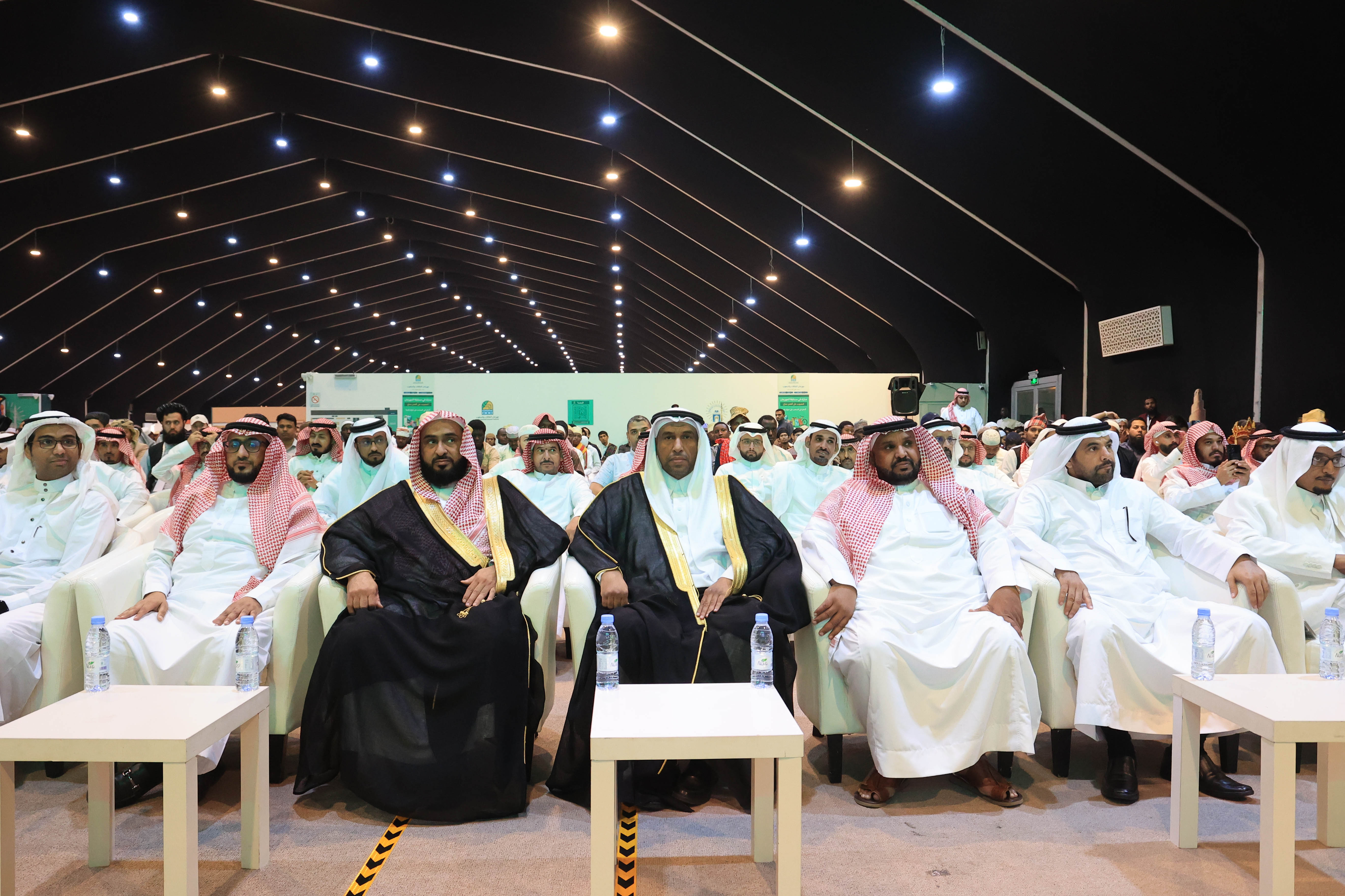 رعى سعادة رئيس الجامعة الإسلامية المكلف أ. د. حسن بن عبدالمنعم العوفي، الحفل الختامي لـ مهرجان الثقافات والشعوب الثاني عشر،